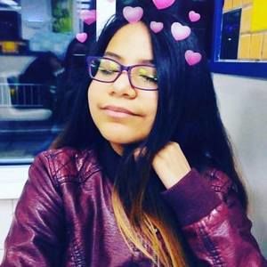 Meet your Posher, Carina